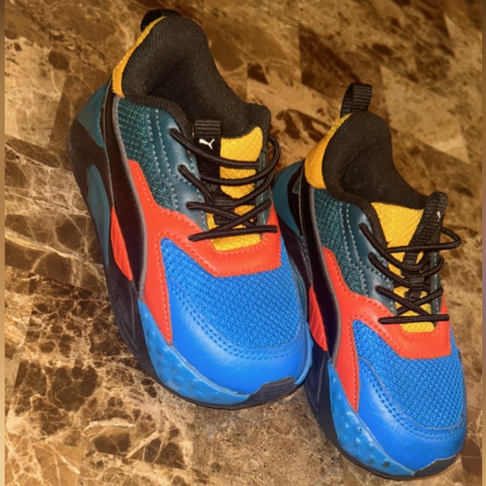 Boy sneakers